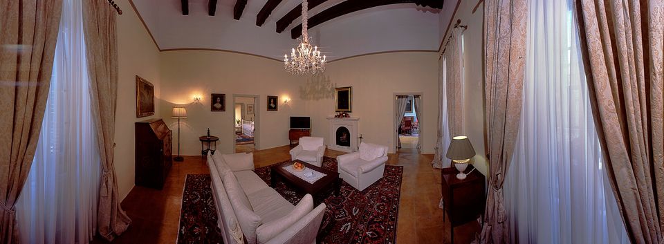 St Anton Palace – De Paul Suite — Malta